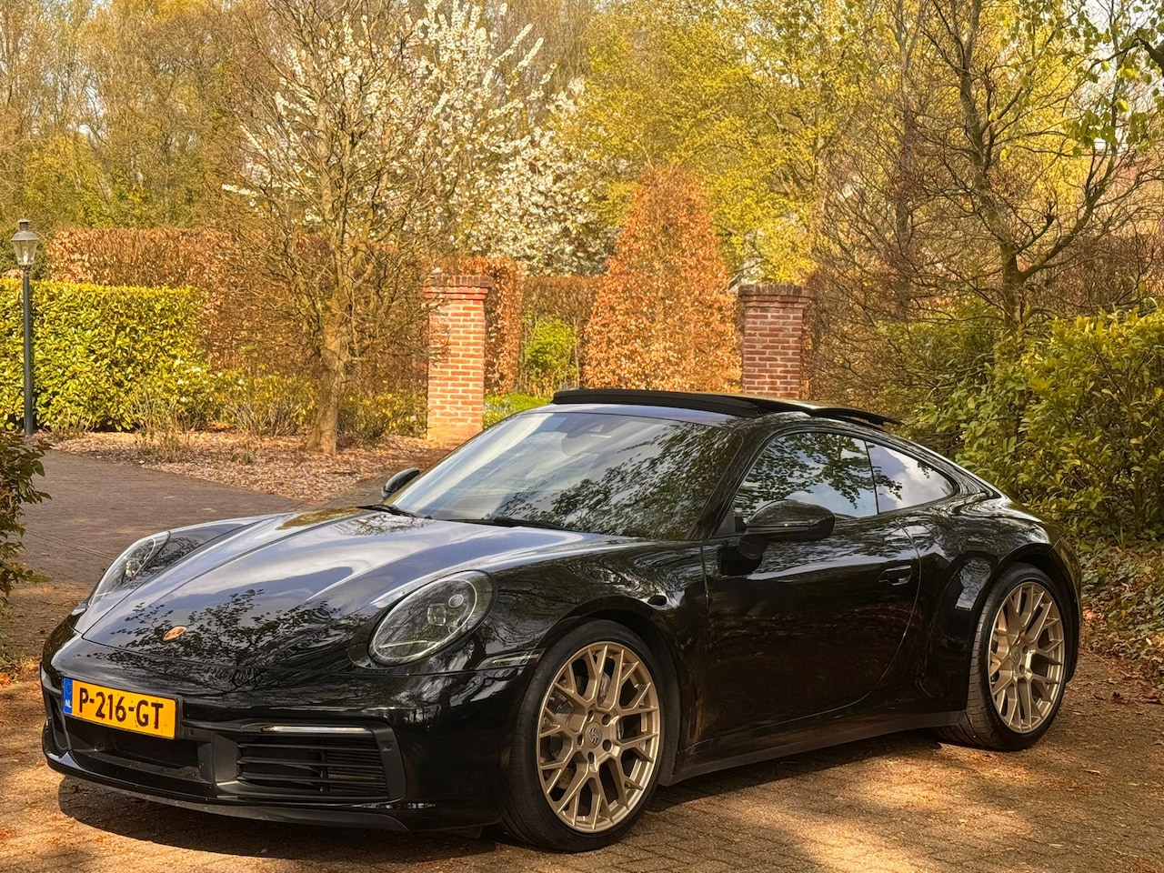 Porsche 911 - CARRERA Pano. Memory. Sport Chrono. Apple car - AutoWereld.nl