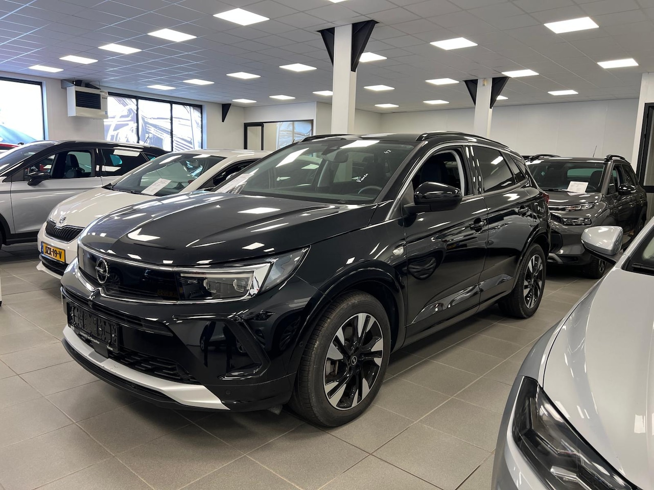 Opel Grandland - 1.6 Turbo Plug-in-Hybrid Ultimate 1.6 Turbo 225PK / Plug-In Hybrid Ultimate - AutoWereld.nl