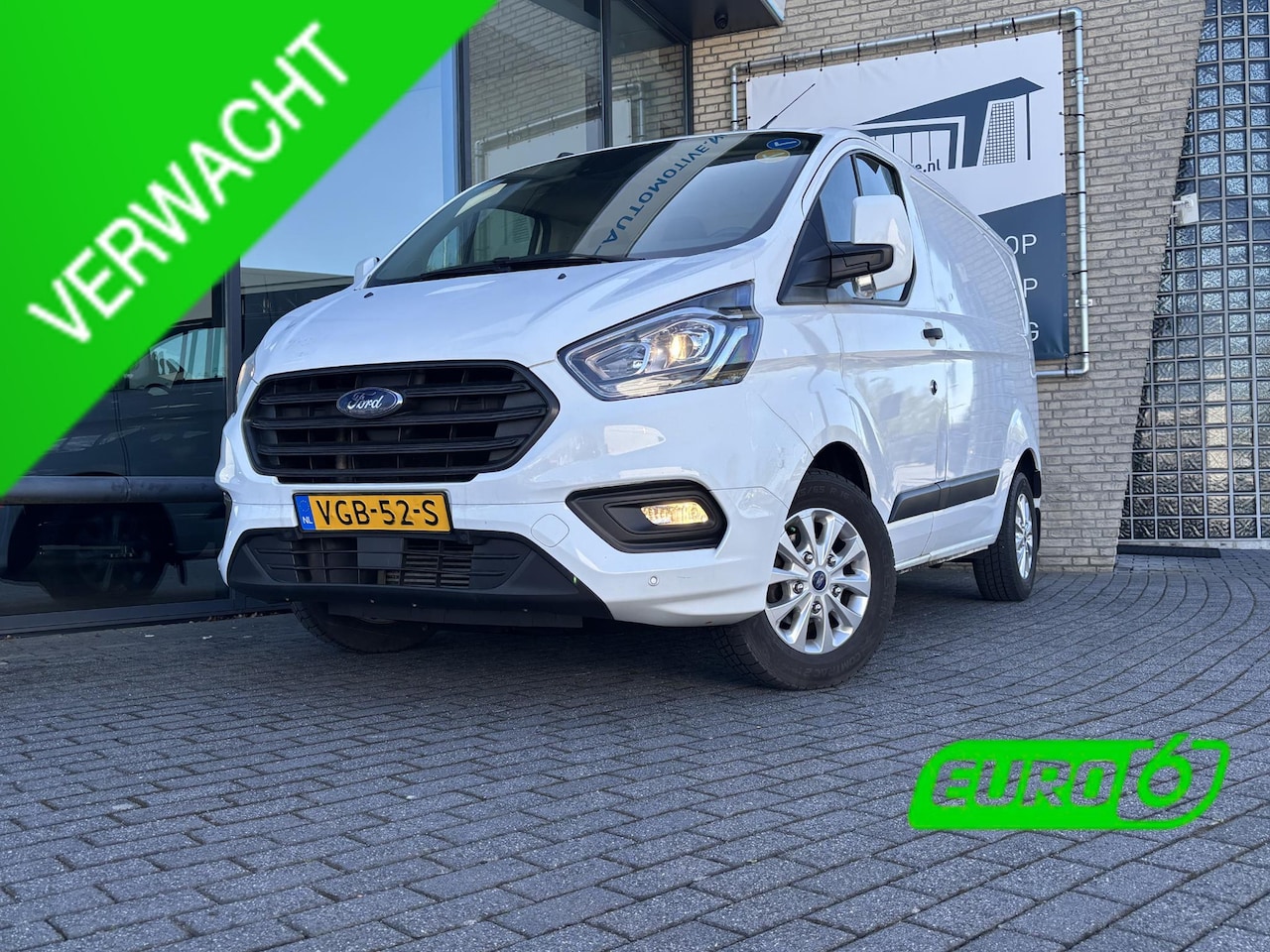 Ford Transit Custom - 300 2.0 TDCI L1H1*3-PERS*A/C*CRUISE*NAVI*HAAK* - AutoWereld.nl