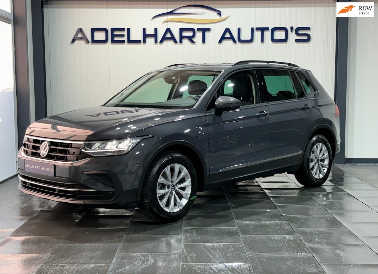 Volkswagen Tiguan - 1.5 TSI Life Nieuw model / Automaat / Navigatie full map / Apple CarPlay / Cruise control - AutoWereld.nl
