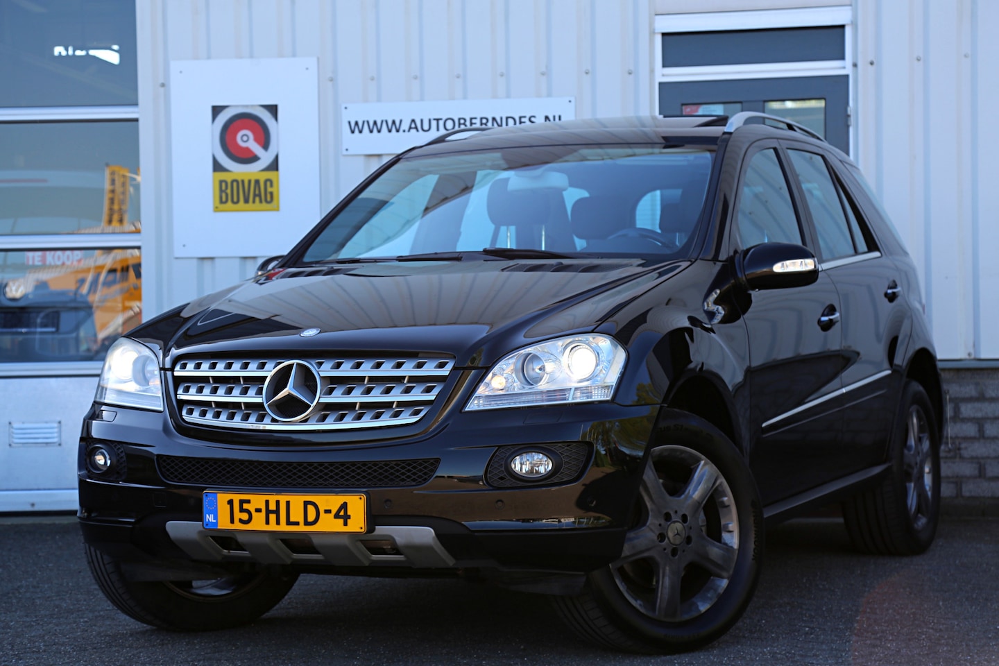 Mercedes-Benz M-klasse - 320 CDI*NL-Auto*Perfect Onderh.*Youngtimer*Dak/Luchtvering/Half Leder/Stoelverw./Elek. Kle - AutoWereld.nl