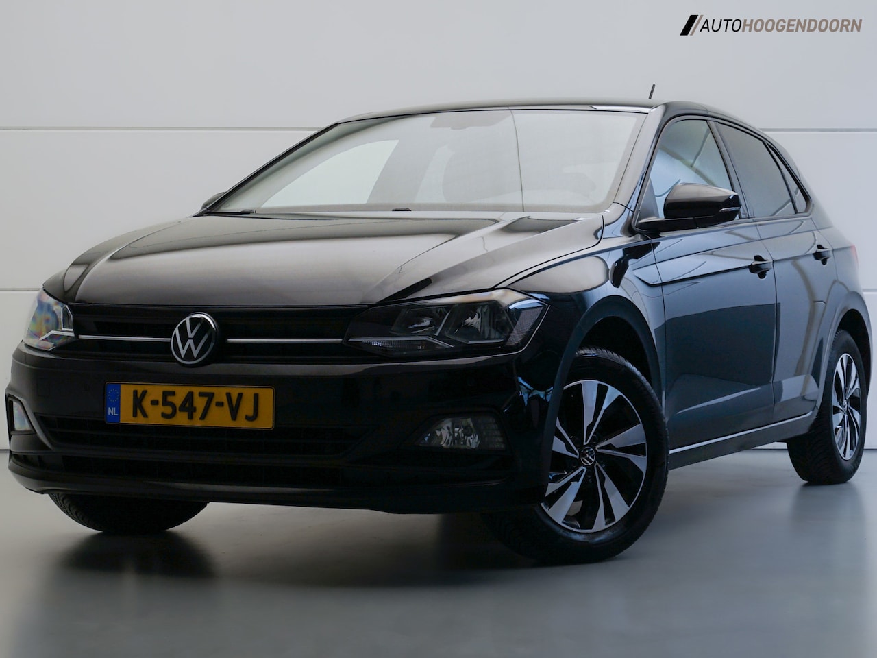 Volkswagen Polo - 1.0 TSI Comfortline Business Sport (KEYLESS,ACHTERUITRIJCAMERA,DIGI,APPLE CARPLAY,LM-VELGE - AutoWereld.nl