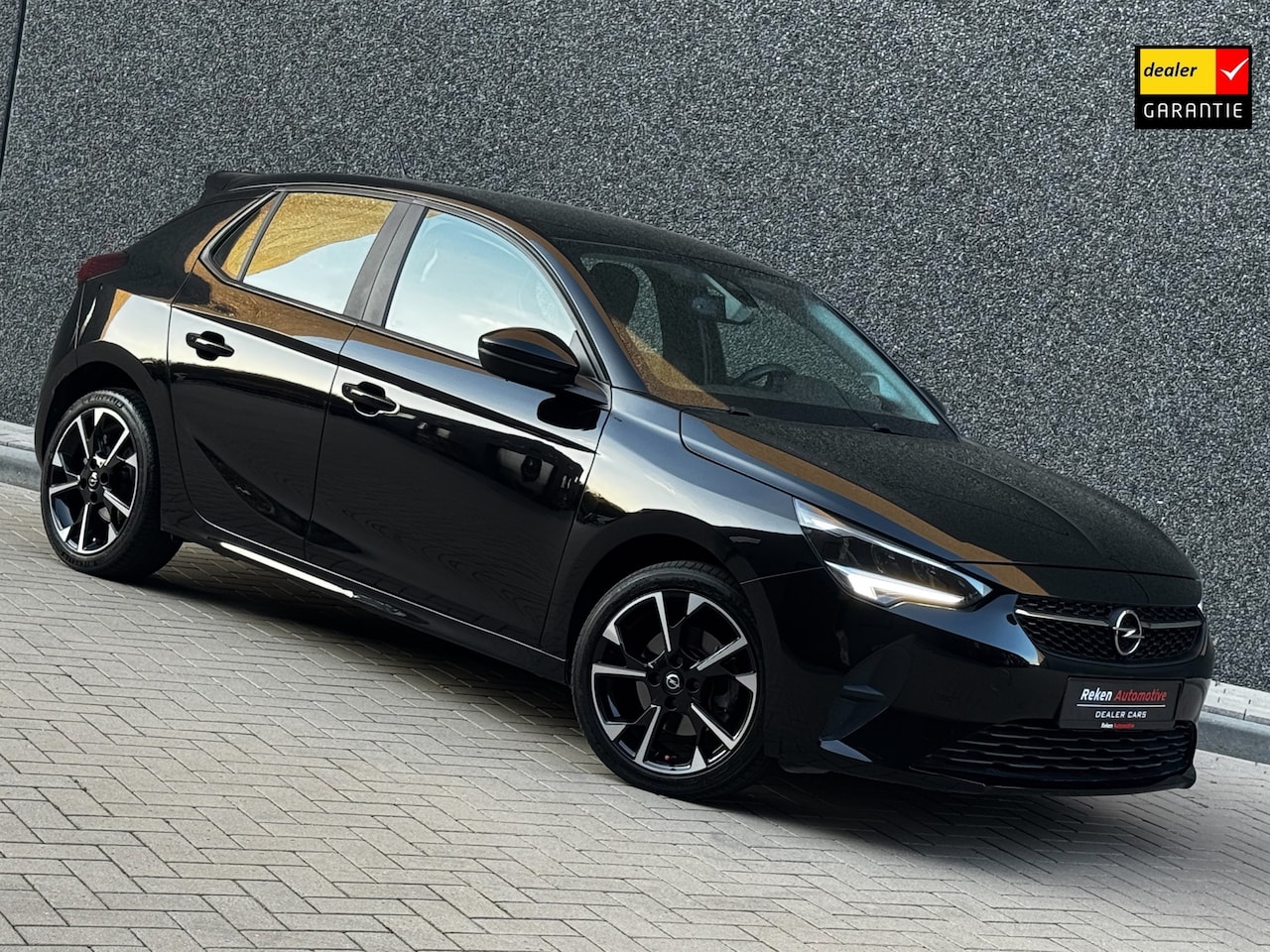 Opel Corsa - Edition Automaat 131 PK Carplay Clima Navi Cruise - AutoWereld.nl