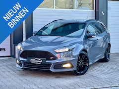 Ford Focus Wagon - 2.0 ST-3 *250PK*LEER*MEEST VOLLE