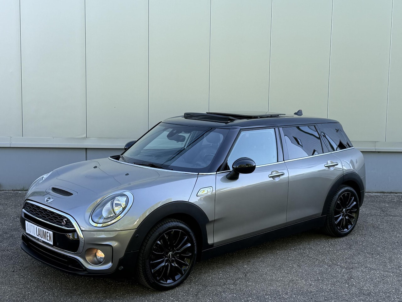 MINI Clubman - 2.0 Cooper S Chili 192 PK Leder Sportstoelen Panodak Camera Harman Kardon Stoelverwarming - AutoWereld.nl