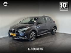 Toyota Yaris - 1.5 Hybrid 115 Dynamic | Navigatie | Parkeersensoren | Stoelverwarming |