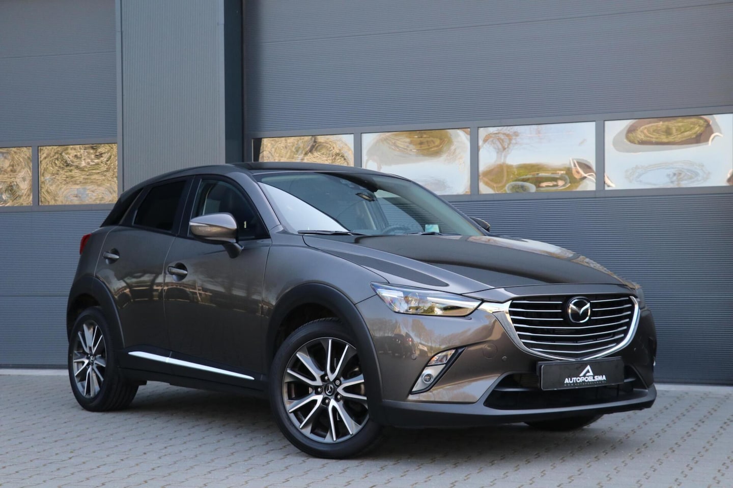 Mazda CX-3 - 2.0 SkyActiv-G 120 GT-M Headup AdaptiveCruise Blindspot LaneAssist Trekhaak 18'Inch Camera - AutoWereld.nl
