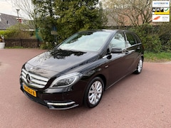 Mercedes-Benz B-klasse - 180 Ambition / Navi / Leder / Airco / xenon / pdc / NAP