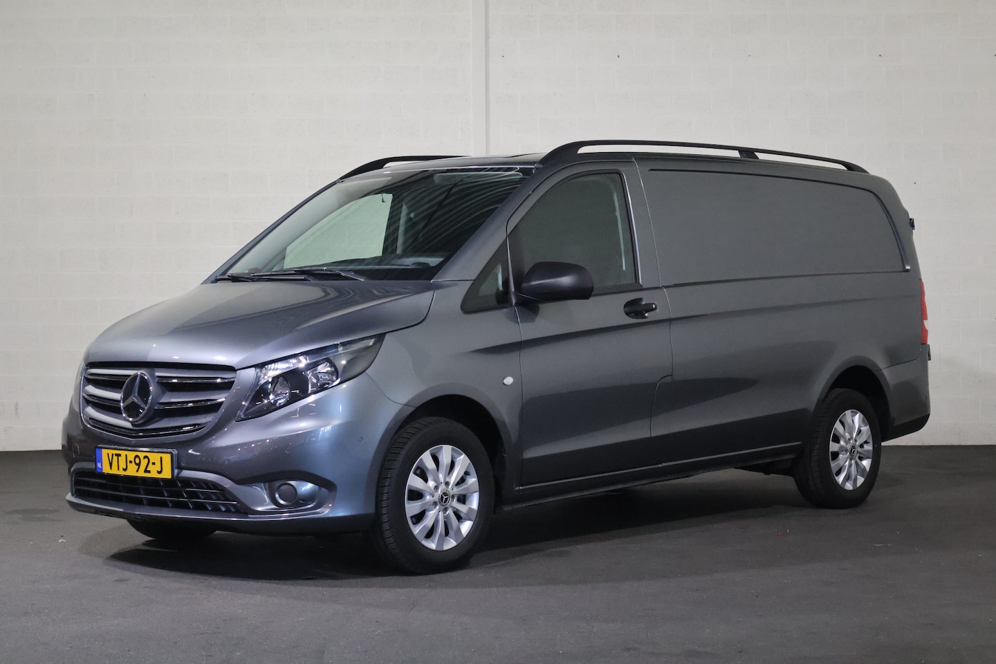 Mercedes-Benz Vito - 110 CDI Lang Airco Navigatie 16dkm - AutoWereld.nl