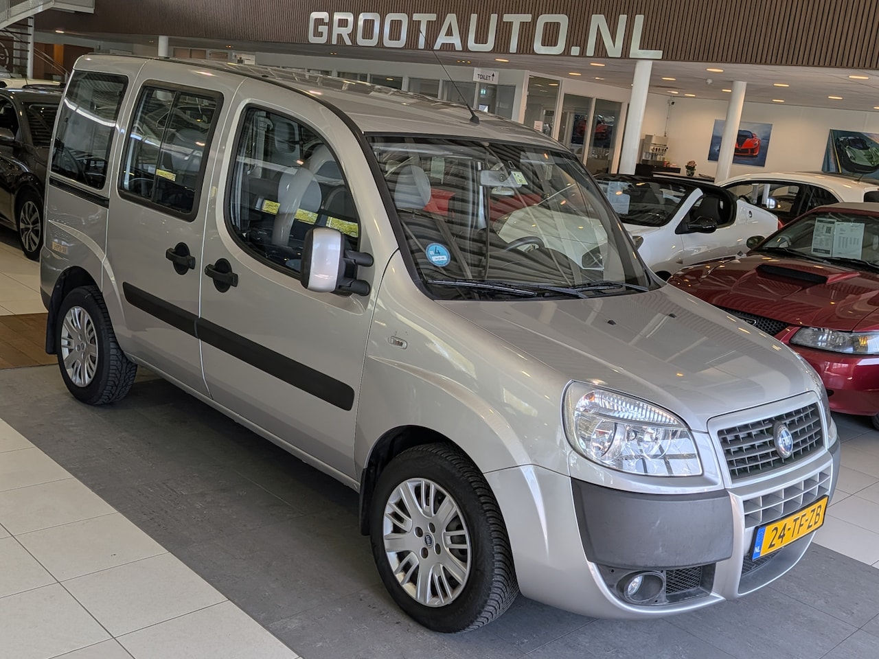 Fiat Doblò - 1.4 Family Plus Airco, Stuurbekrachtiging - AutoWereld.nl