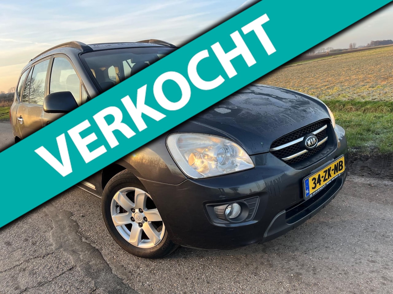 Kia Carens - 2.0 CVVT X-ecutive / 75.00km nap - AutoWereld.nl