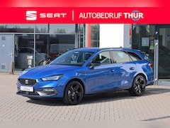 SEAT Leon Sportstourer - 1.5 TSI e-Hybrid FR Business 204PK / 150kW, Achteruitrijcamera, 3-zone Climatronic, Apple