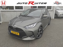 Toyota Yaris - 1.5 Hybrid Style blindspot info stoelverwarming