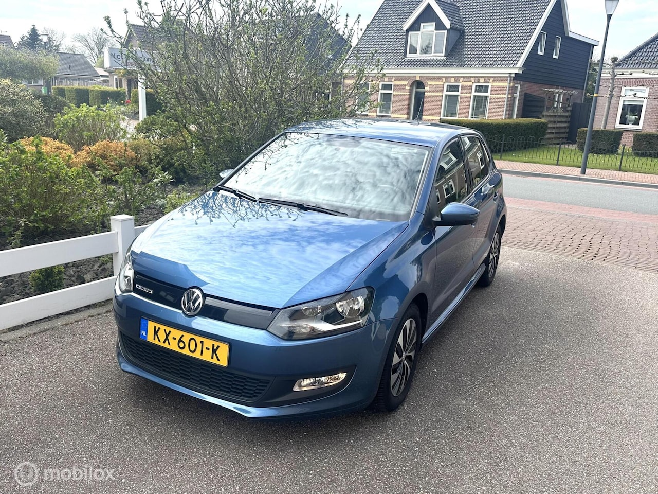 Volkswagen Polo - 1.0 95PK BlueMotion CARPLAY AIRCO CRUISE CONTROLE DEALER ONDERHOUDEN NETTE AUTO!! - AutoWereld.nl