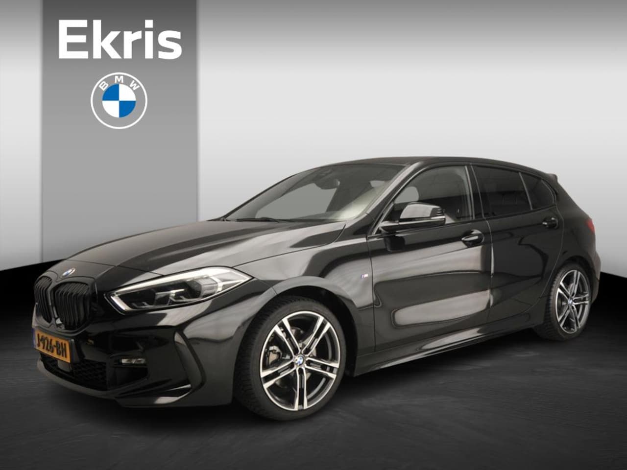 BMW 1-serie - 5-deurs 118i | M-Sportpakket | LED | Leder | Navigatie | Sportstoelen | Stoelverwarming | - AutoWereld.nl