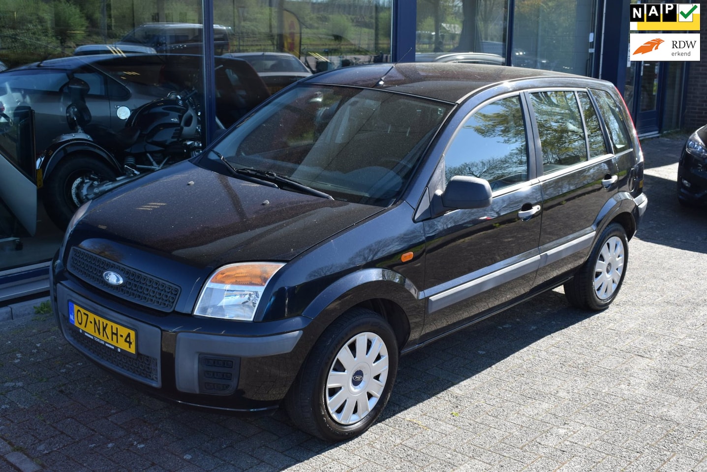 Ford Fusion - 1.4-16V Cool & Sound - AutoWereld.nl