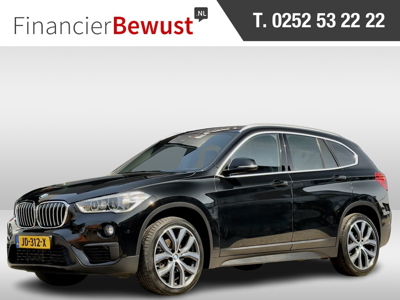 BMW X1 - sDrive16d CORPORATE ESSENTIAL LEDER NAVI AIRCO PARK-ASSIST 19 INCH-M.VELGEN LED PDC - AutoWereld.nl