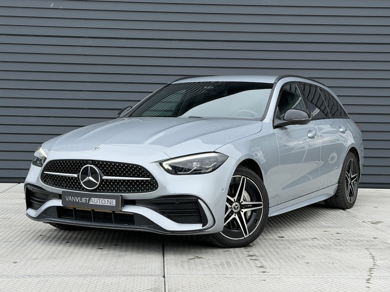 Mercedes-Benz C-klasse Estate - 300 e AMG Line 300 e AMG Line - AutoWereld.nl