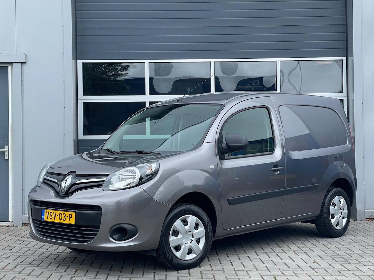 Renault Kangoo - 1.5 dCi 110 Luxe | Automaat | Navi | Camera | Cruise control | Trekhaak | Bluetooth - AutoWereld.nl