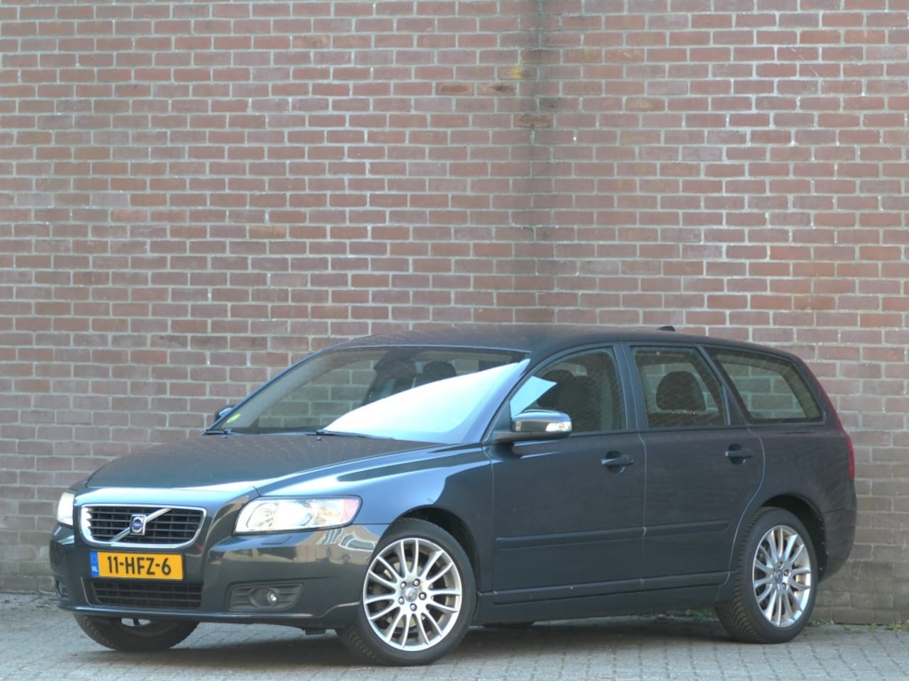 Volvo V50 - 2.0 Edition II Leer / Navi / Bluetooth / Cruise control - AutoWereld.nl