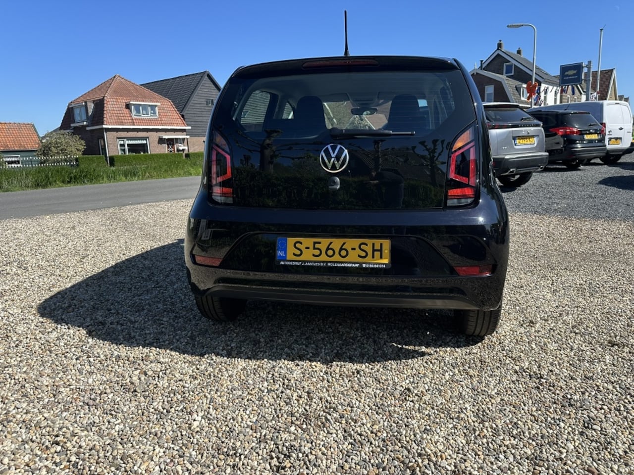 Volkswagen Up! - 1.0 Airco/DAB/Bluetooth