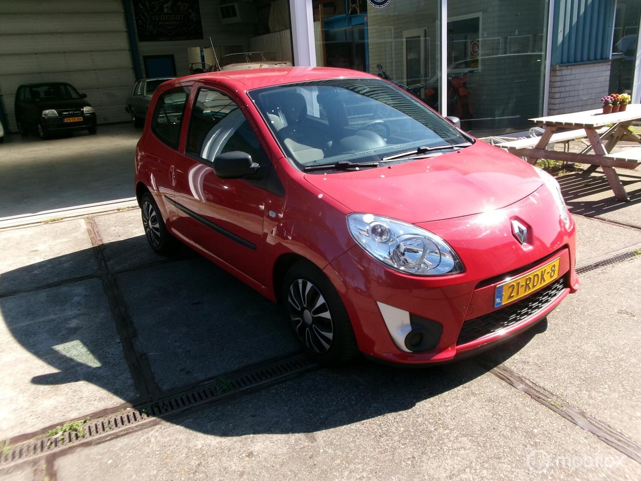 Renault Twingo - 1.2-16V Authentique 1.2-16V Authentique - AutoWereld.nl