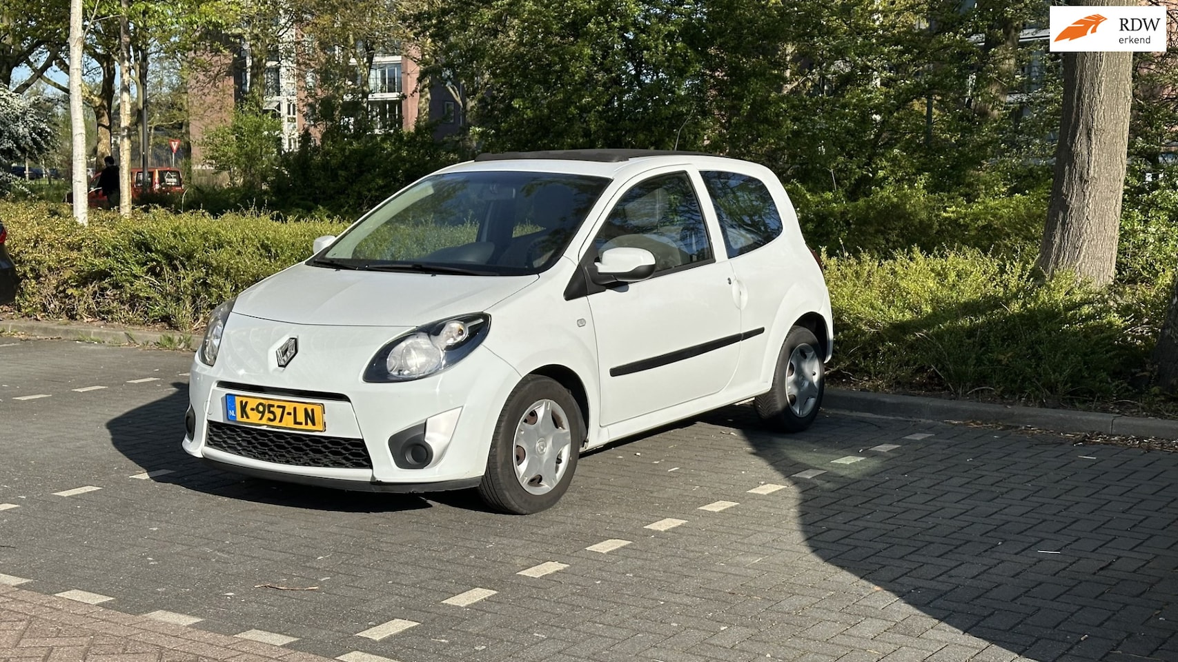 Renault Twingo - 1.2-16V Authentique 1.2-16V Authentique - AutoWereld.nl