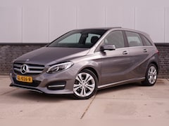 Mercedes-Benz B-klasse - 180 Ambition | Panorama | Trekhaak | Navi | LED