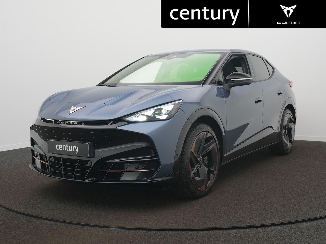 CUPRA Tavascan - VZ Adrenaline 82 kWh 340PK | Panodak | Elek. Stoelen | 360 Camera | Warmtepomp - AutoWereld.nl