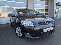 Toyota Auris - 1.4-16V Terra