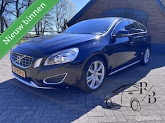 Volvo V60 - 1.6 T3 Momentum NAVI AIRCO EXPORTPRIJS