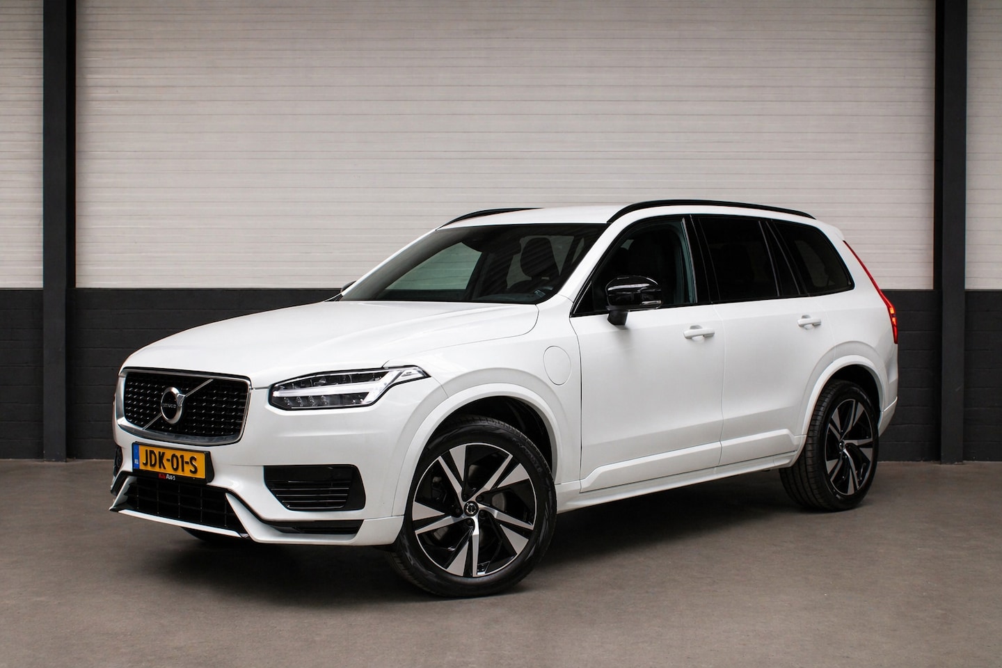 Volvo XC90 - 2.0 T8 Recharge AWD R-Design l Camera l Navi l 7P - AutoWereld.nl