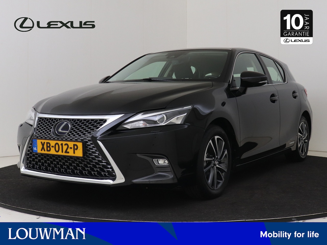 Lexus CT 200h - Business Launch Edition | LED | Premium Navigatie | Safety System | - AutoWereld.nl