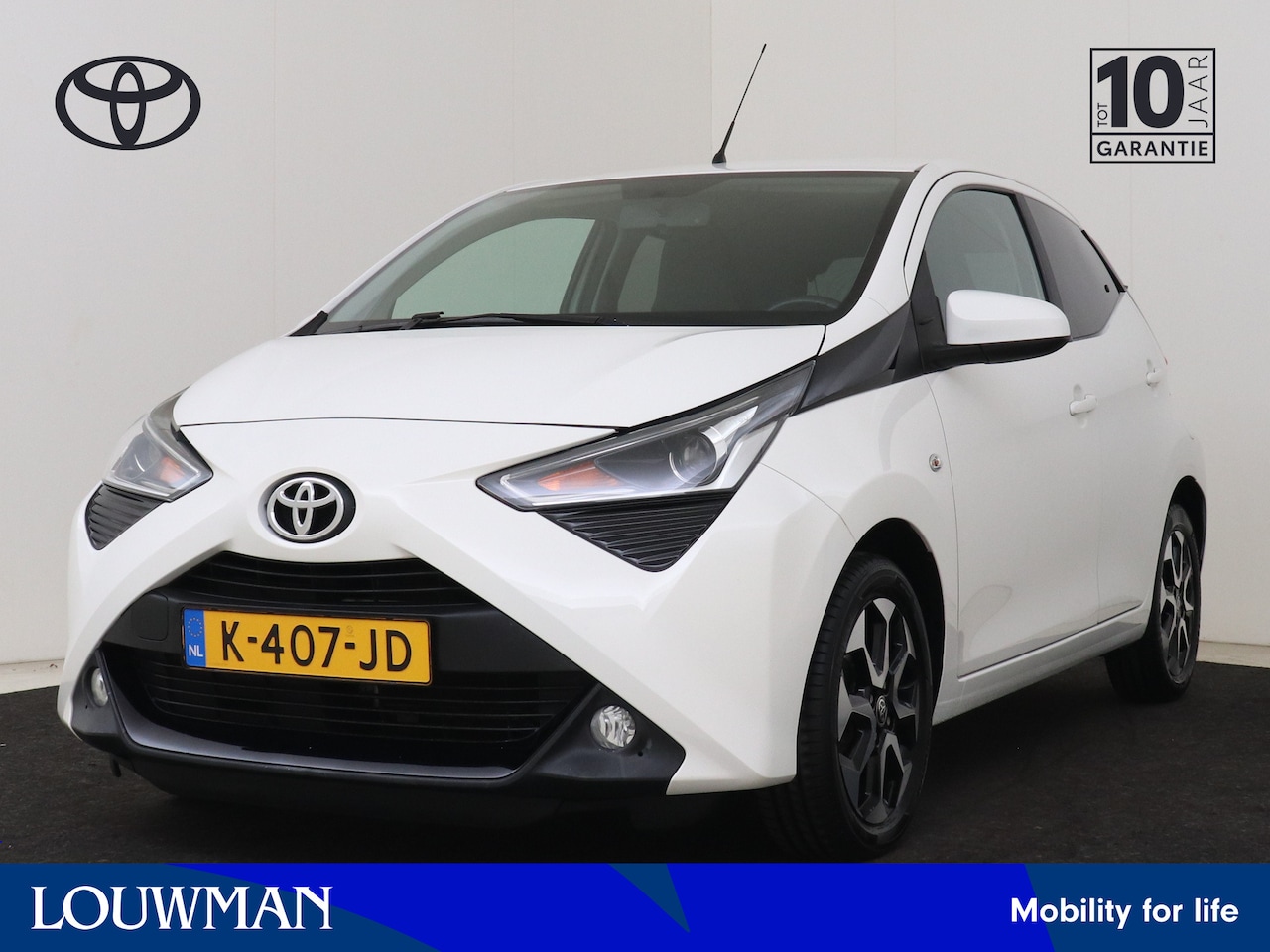 Toyota Aygo - 1.0 VVT-i x-joy 1.0 VVT-i x-joy - AutoWereld.nl