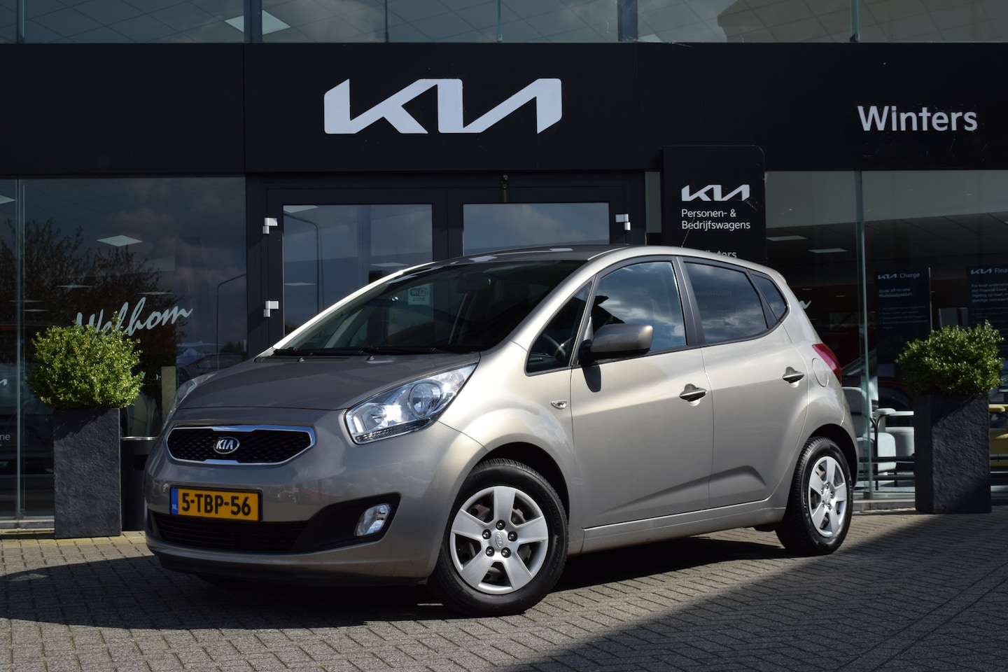 Kia Venga - 1.6 CVVT 20th Anniversary | Automaat | Trekhaak | Airco | Navigatie | Camera | Cruise Cont - AutoWereld.nl