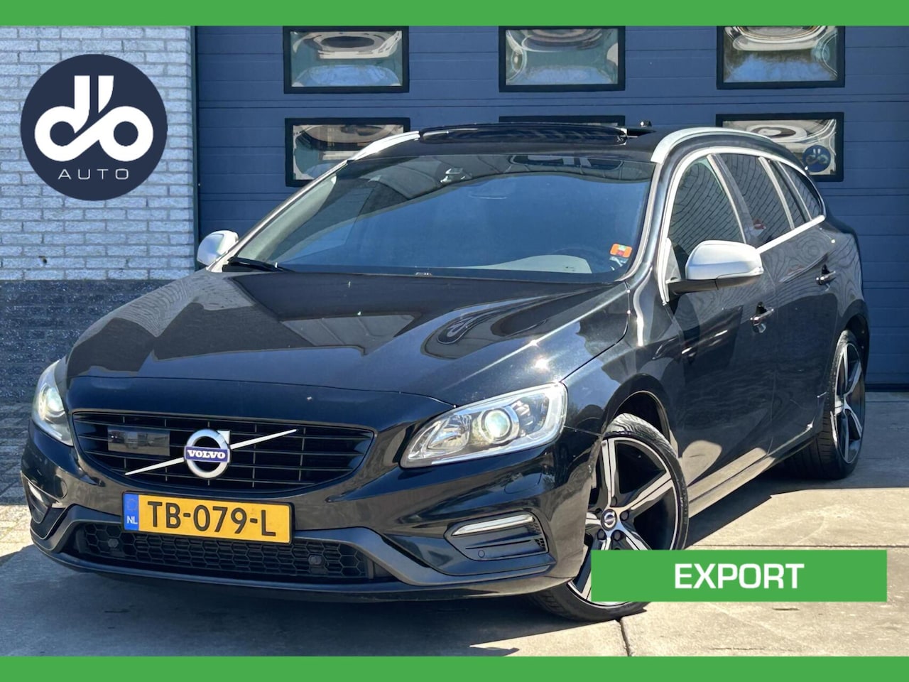 Volvo V60 - 2.0 D4 191pk AUTOM. R-Design EXPORT/ HANDEL I OPENDAK I LEER - AutoWereld.nl