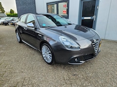 Alfa Romeo Giulietta - 1.4 T Distinctive|Leer|Navi|Stoelverwarming