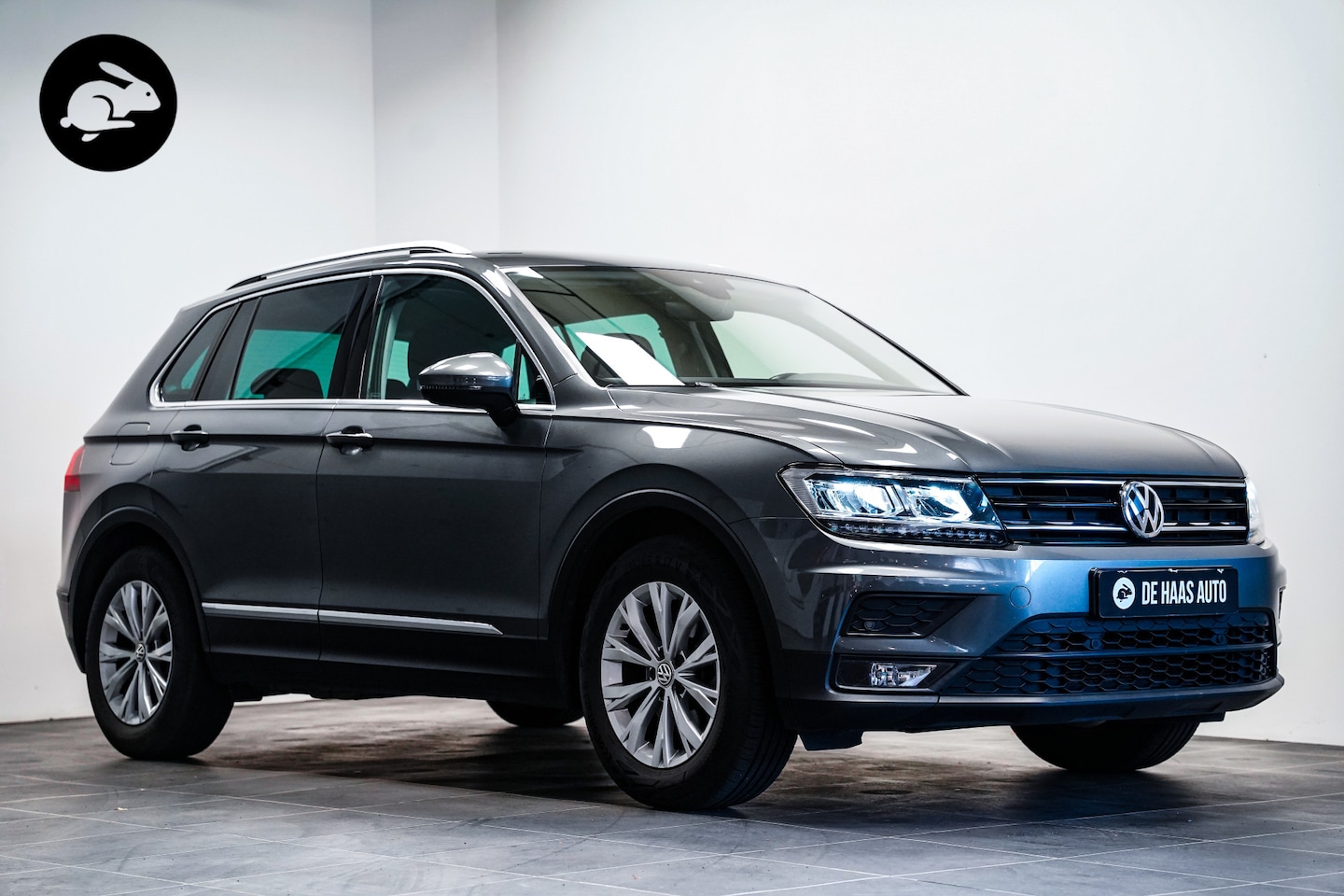 Volkswagen Tiguan - 1.5 TSI ACT Comfortline Business|Trekhaak|Virtual Display|LED|Navi|NAP - AutoWereld.nl
