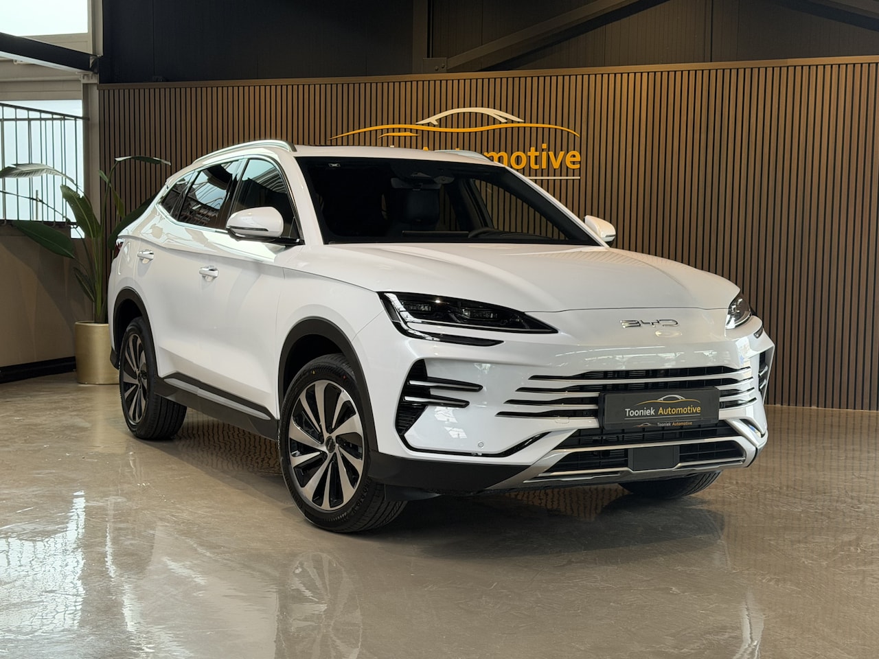 BYD Seal U - Hybride 1.5 DM-i FWD Boost 218 PK | bouwjaar 2026 | Head up Display Leder Panorama  Naviga - AutoWereld.nl