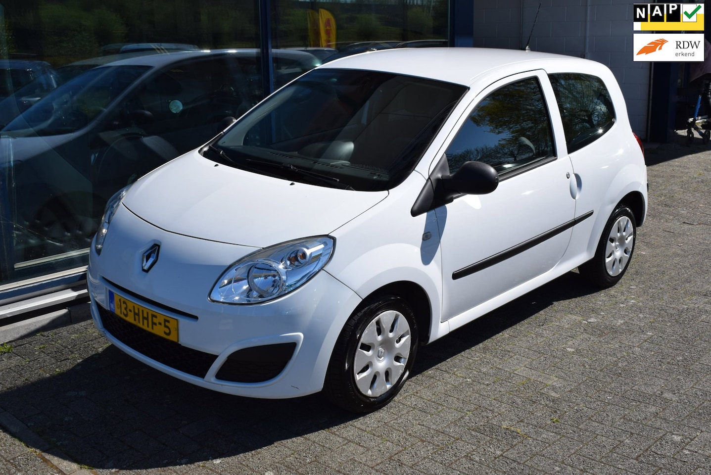 Renault Twingo - 1.2 Authentique 1.2 Authentique - AutoWereld.nl