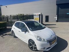 Peugeot 208 - 1.4 e-HDi Automaat Pano Gt-Velg