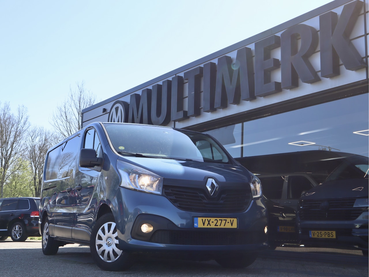 Renault Trafic - 1.6 dCi T29 L2H1 DC Comfort 1.6 dCi T29 L2H1 DC Comfort - AutoWereld.nl
