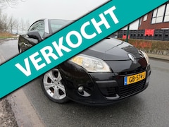 Renault Mégane coupé cabriolet - 1.9 dCi Exception BJ 2011 AIRCO/NAVI/LEER ZEER NETJES