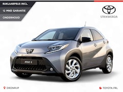 Toyota Aygo X - 1.0 VVT-i MT first | Stoelverwarming | Climate Control | Camera | Led | ACC | Licht- regen