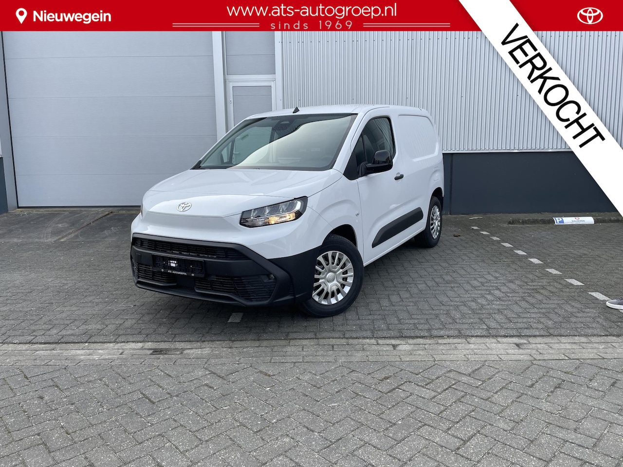 Toyota PROACE CITY Electric - Challenger 50 kWh | nieuw geregistreerd |  50 Km  | Apple/Android navigatie | - AutoWereld.nl