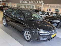 Ford Focus - 1.6-16V First Edition Airco, Cruise Control, Trekhaak, Stuurbekrachtiging
