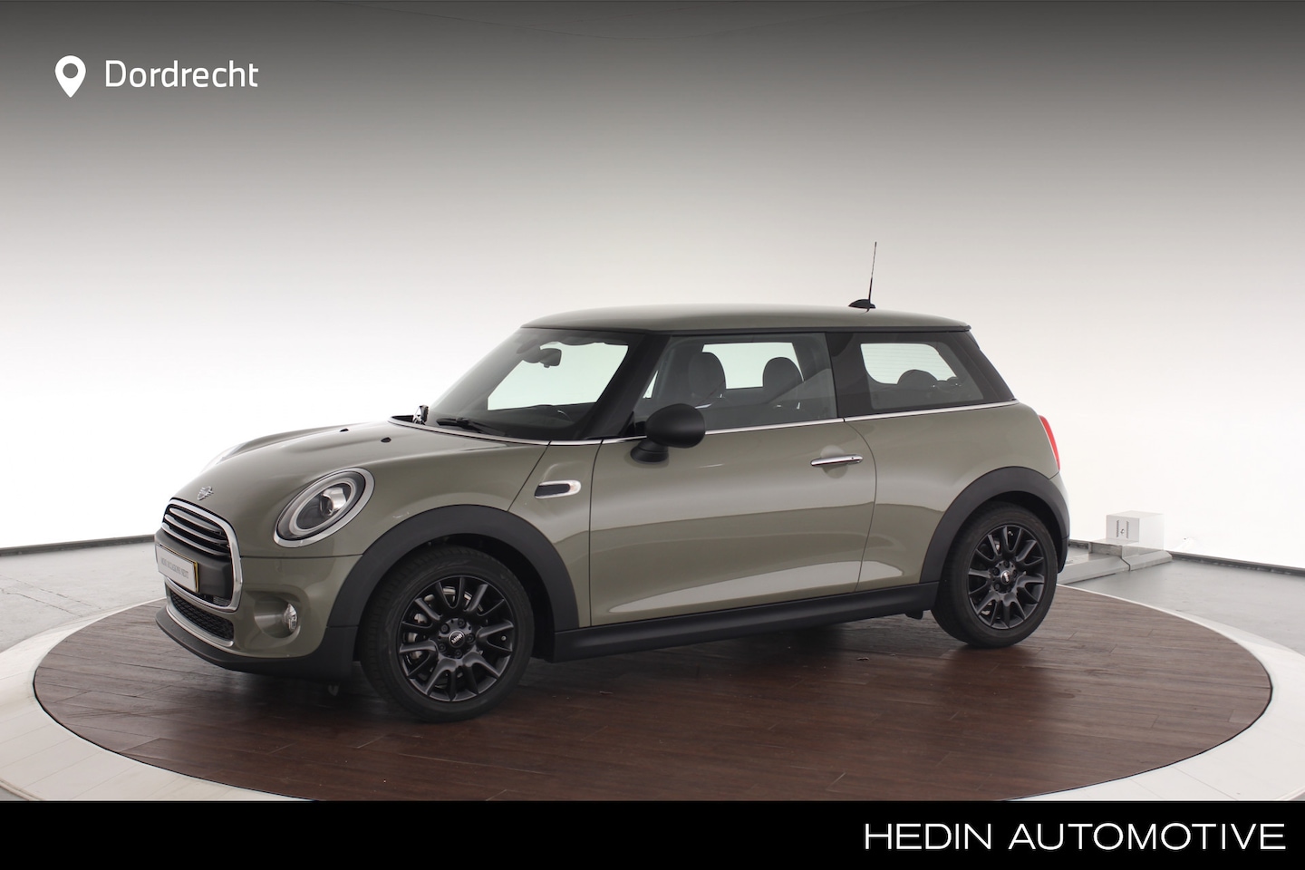 MINI One - 3-deurs | 16" inch | Comfort Acces | PDC | LED Koplampen | Hemel Anthrazit | Navi | Geen a - AutoWereld.nl