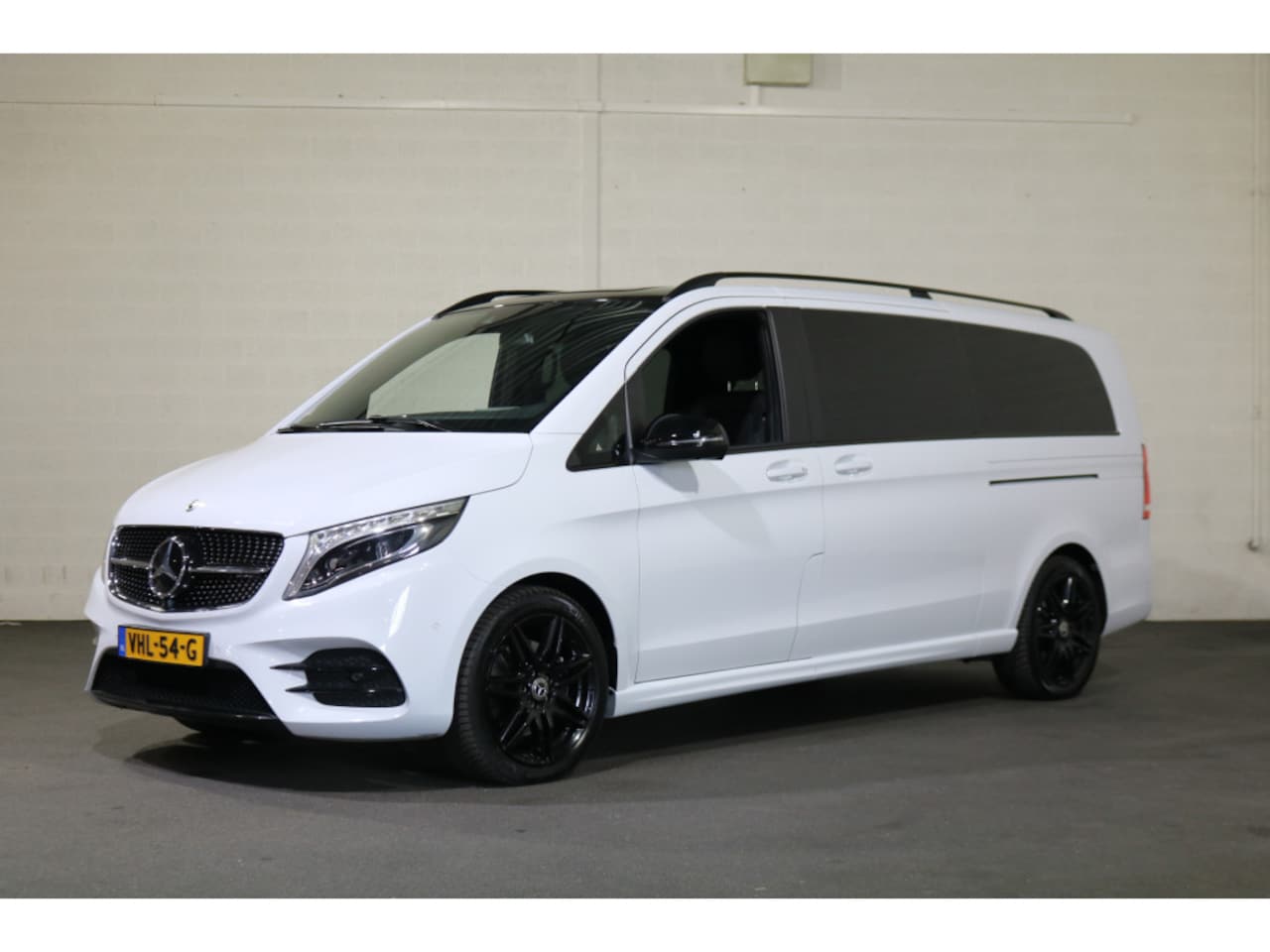 Mercedes-Benz V-klasse - 300d Extra Lang DC Avantgarde Edition 300d Extra Lang DC Avantgarde Edition AMG (wordt verwacht) - AutoWereld.nl