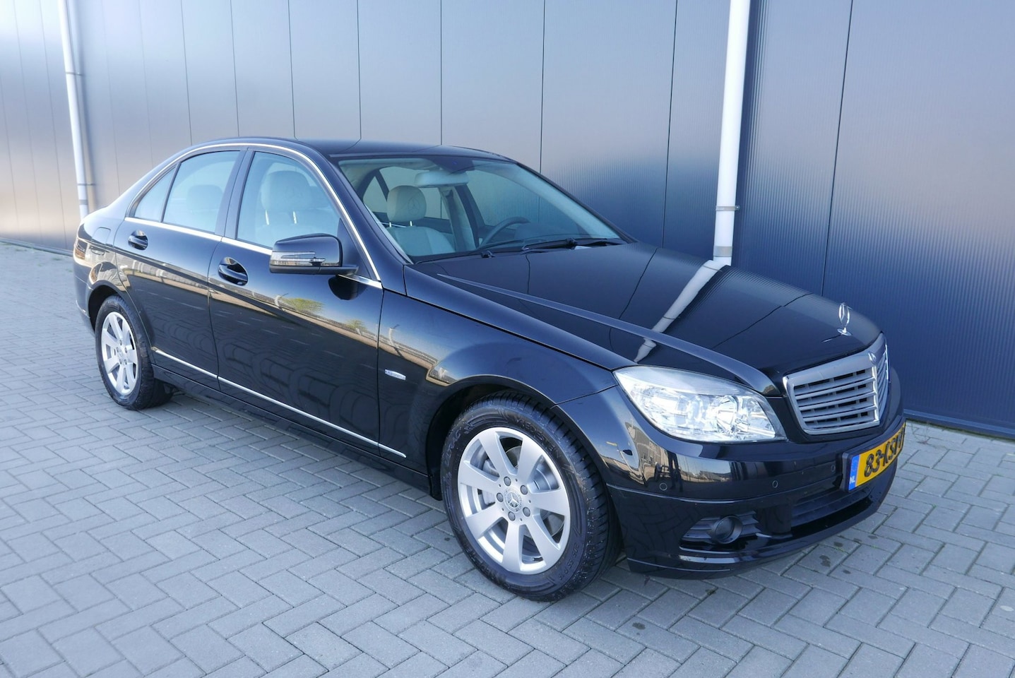Mercedes-Benz C-klasse - 180 K BlueEFFICIENCY NAVI,CLIMA,LEER,TREKHAAK,115134 KM. - AutoWereld.nl