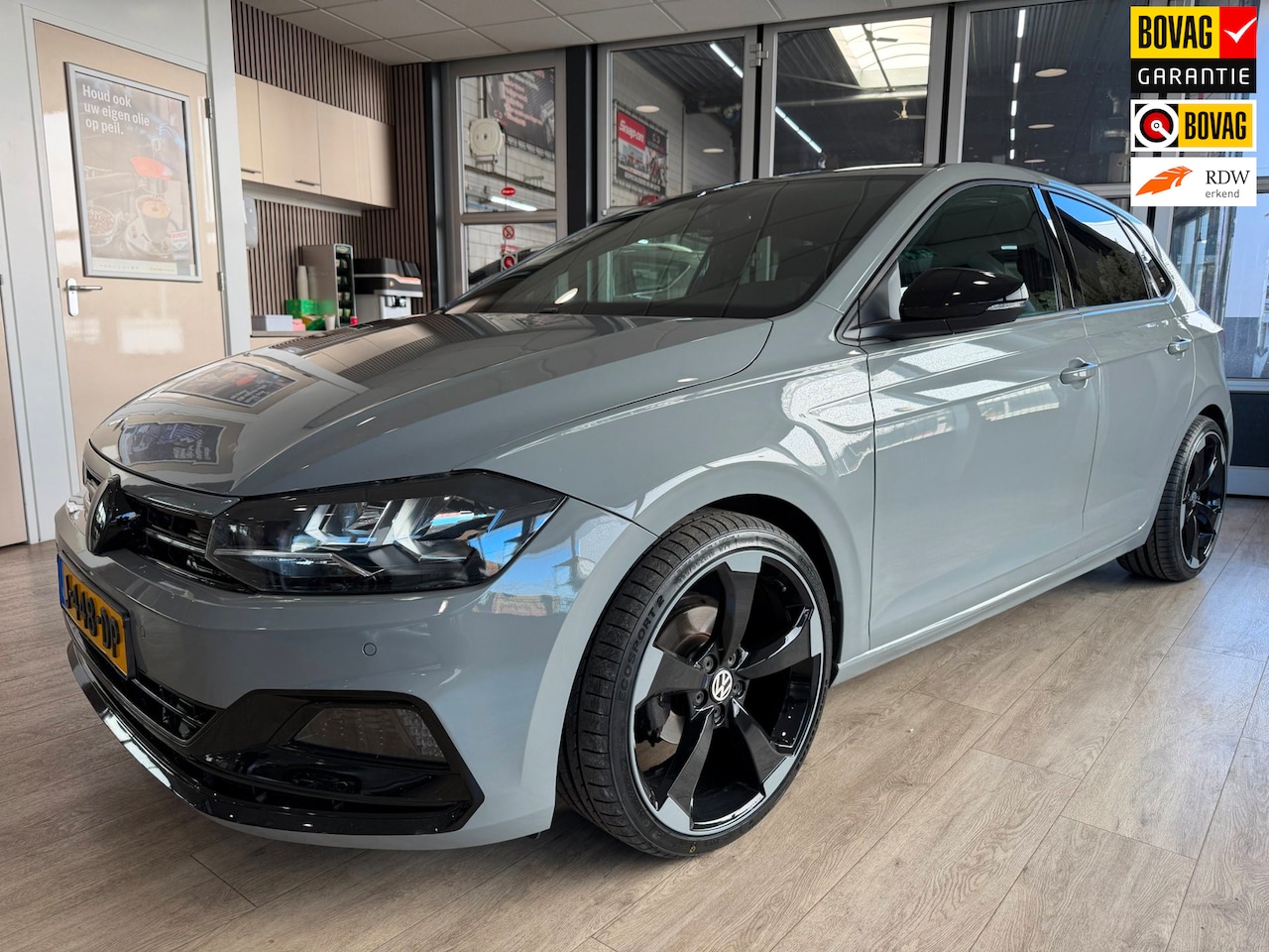 Volkswagen Polo - 1.0 MPI Trendline Nardogrijs - AutoWereld.nl